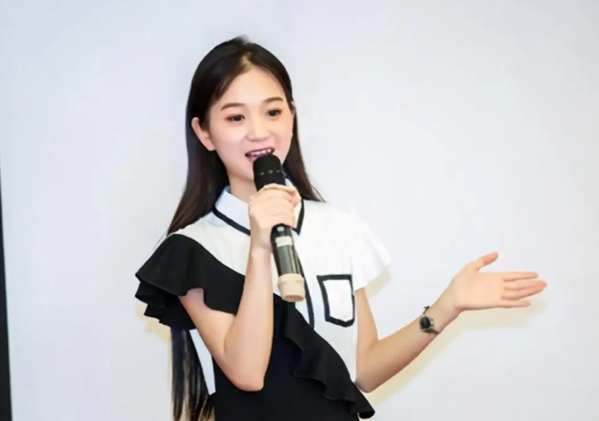 張曼如