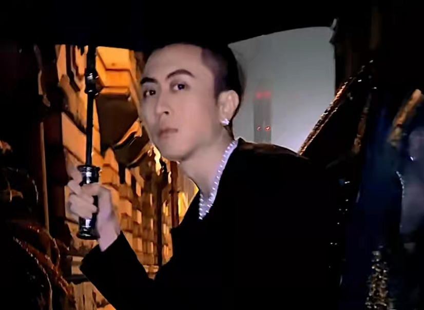 秦嗣新
