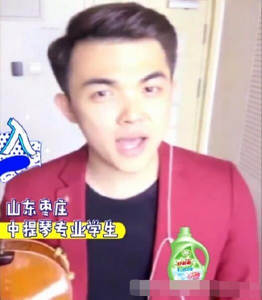 李柄熹