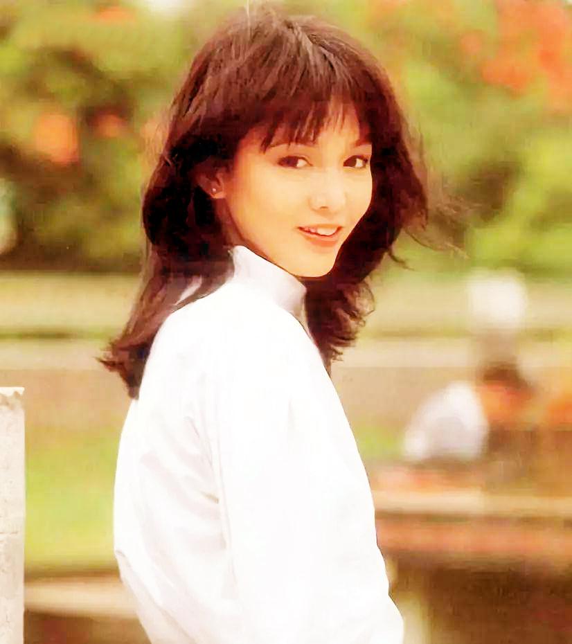 鄭裕玲