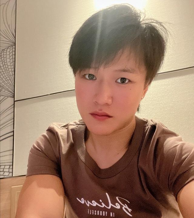 張偉麗