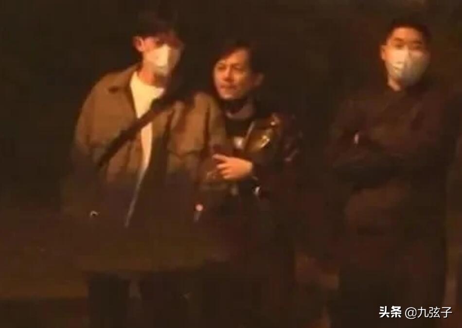 何炅