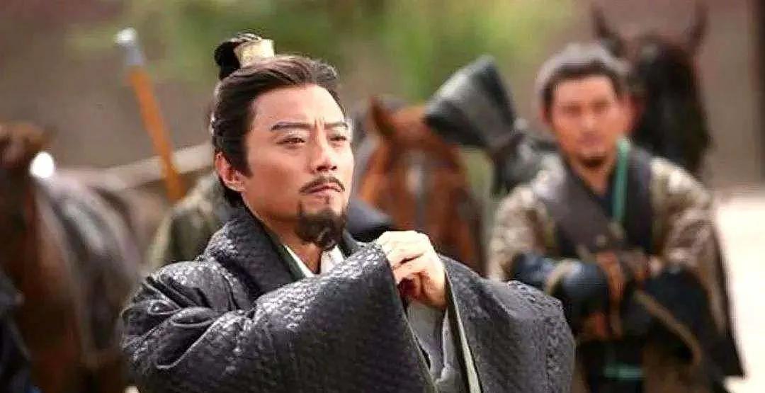 姜還是老的辣石碏不勸諫國君更不教育兒子，而是決定坑死他們