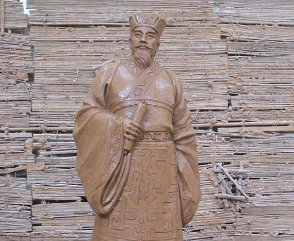 呂不韋簡介及人生經驗（努力一生，為何因為秦始皇僅30個字的信，而飲鴯酒自盡？）