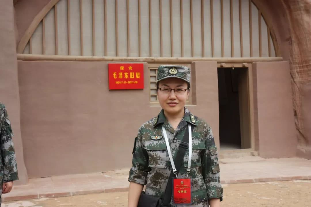 李莉