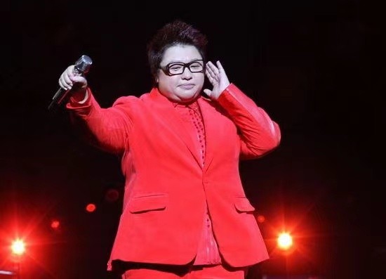 韓紅