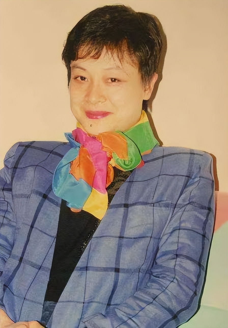 何智麗