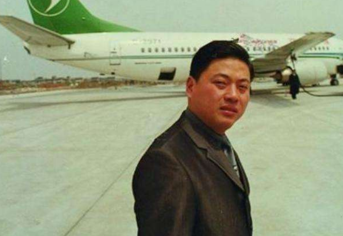王均搖
