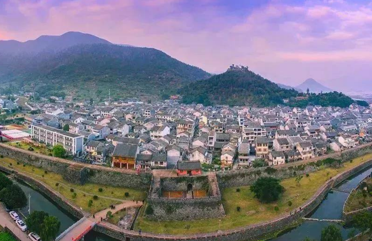 王均搖