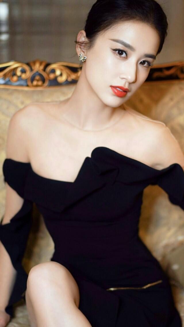 黃聖依