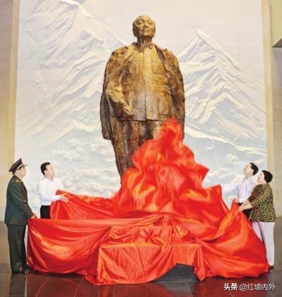 鄧楠簡介（她是和鄧小平最像的女兒，盡心盡力繼承事業，完成父親最後遺願）