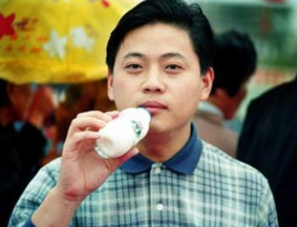 王均搖