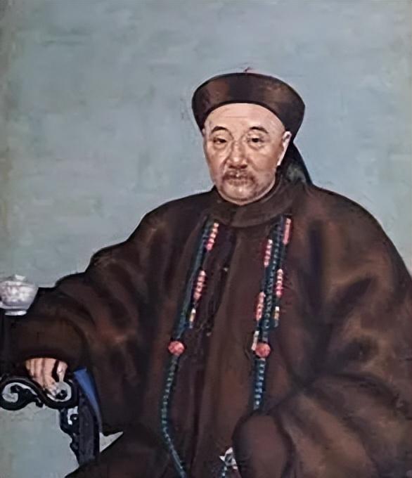 費英東
