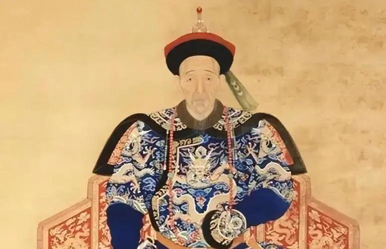 費英東