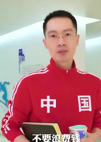 吳榮照