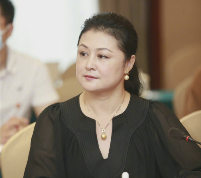 於月仙