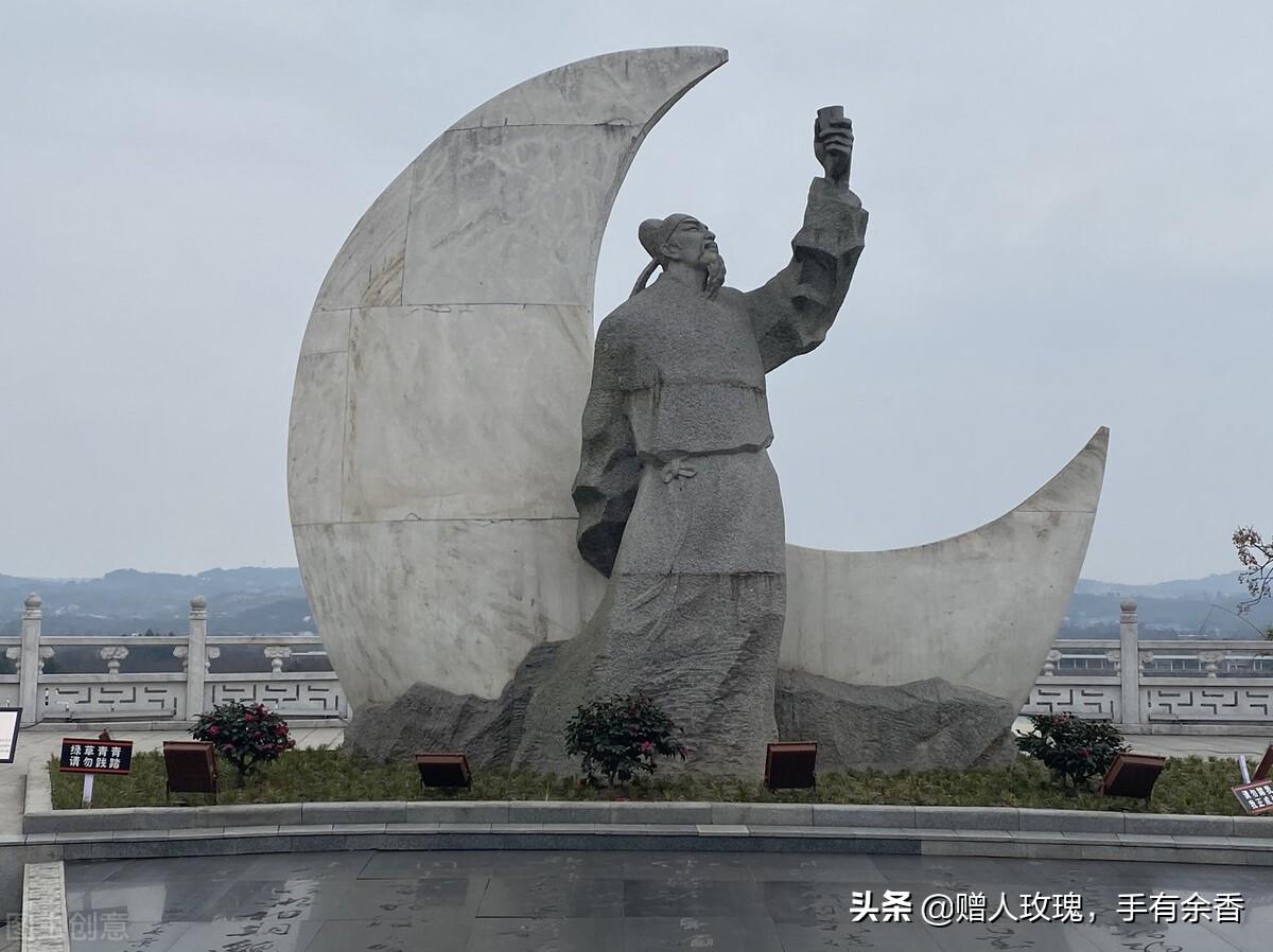 青蓮居士是誰(詩人居士大全（一）－青蓮居士李白)