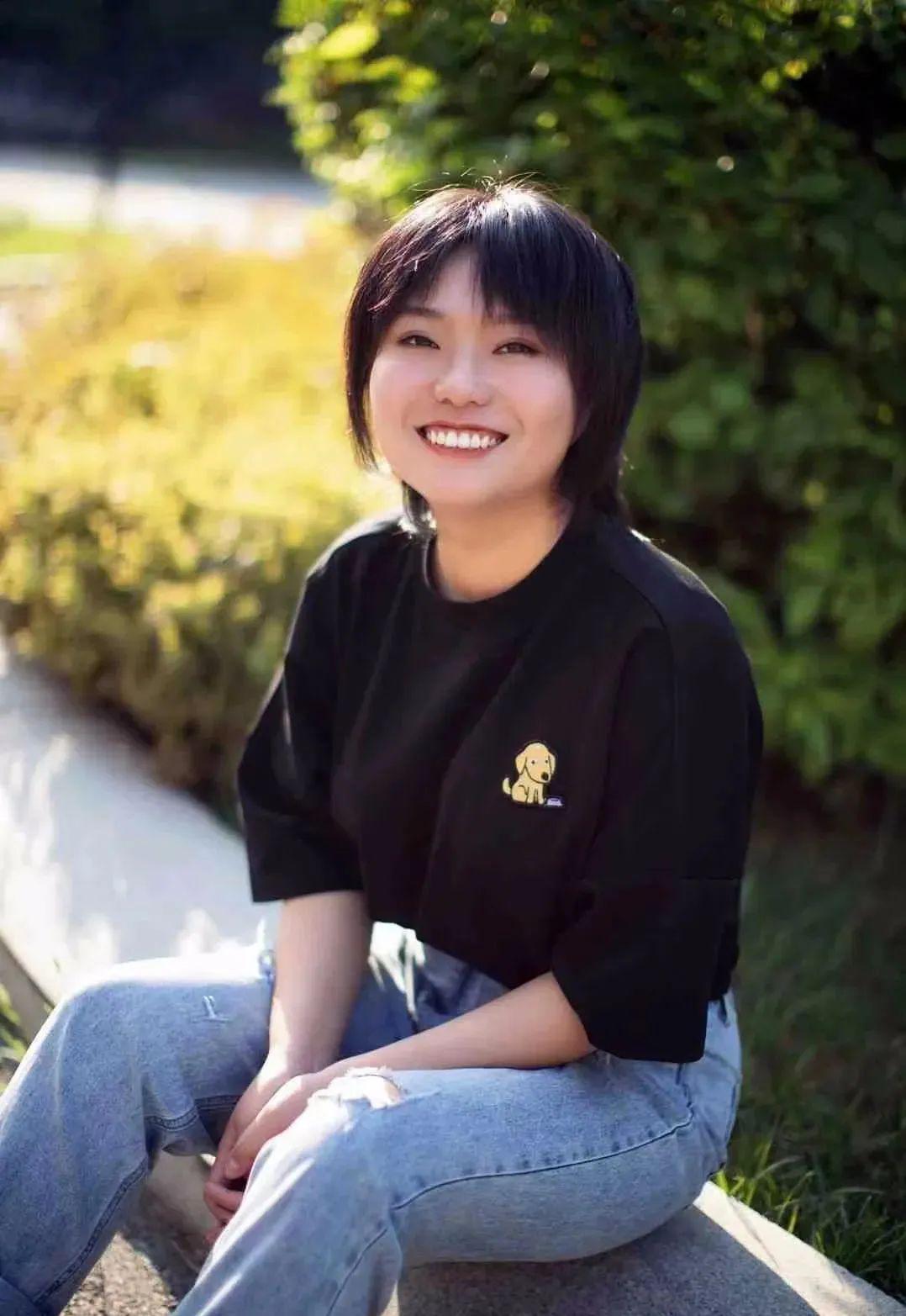 李雪琴