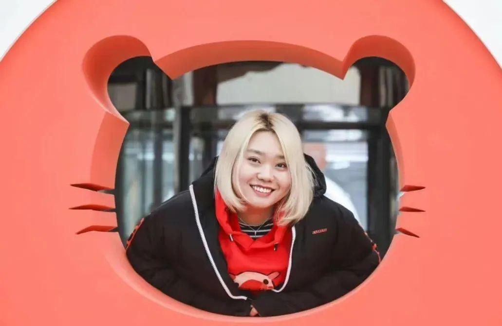 李雪琴