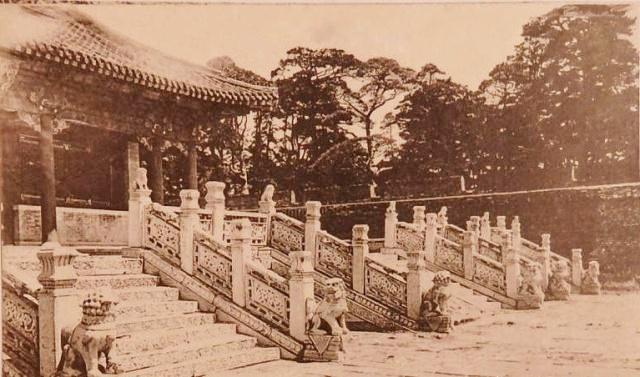 李香蘭