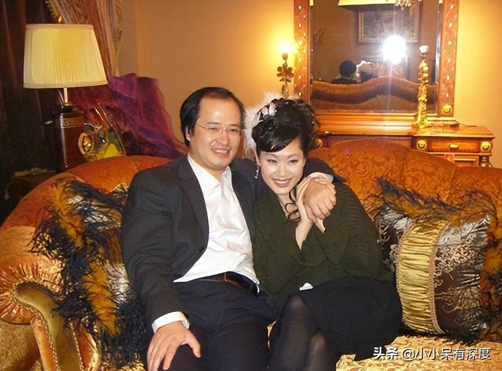 於文華