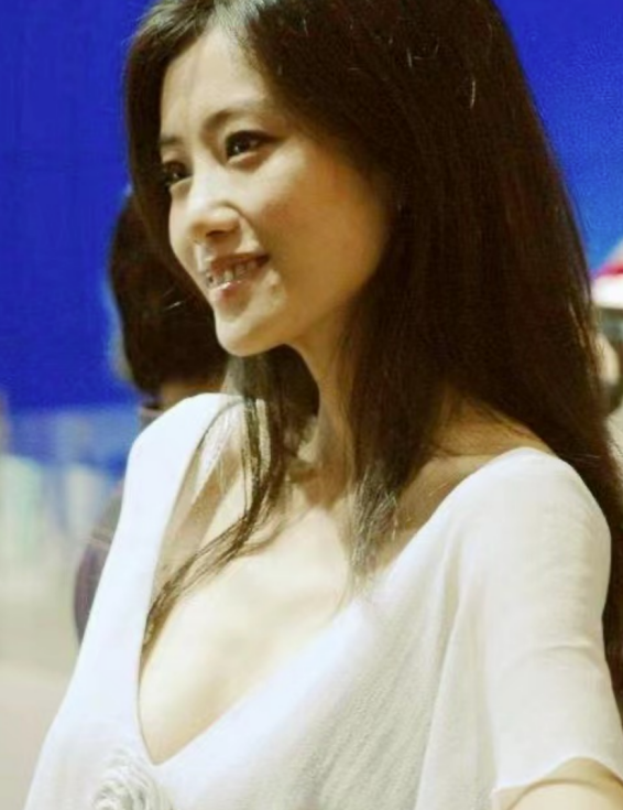 杜珺