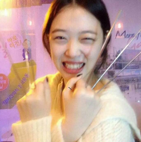 崔雪莉