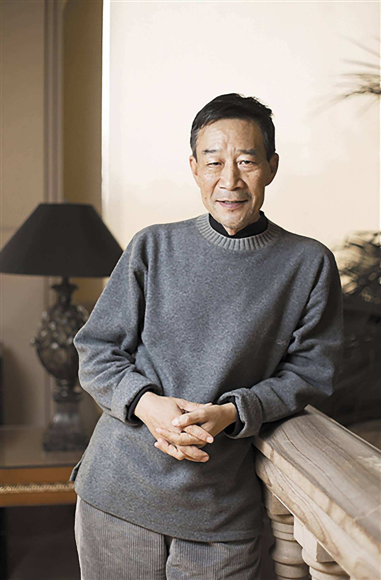 李雪健