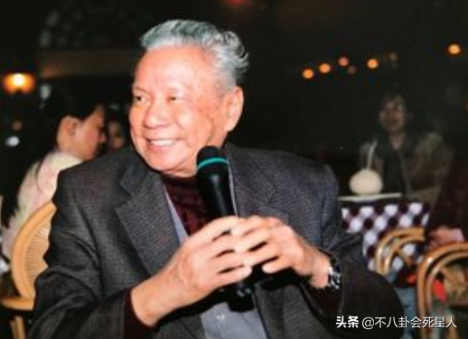 洪晃