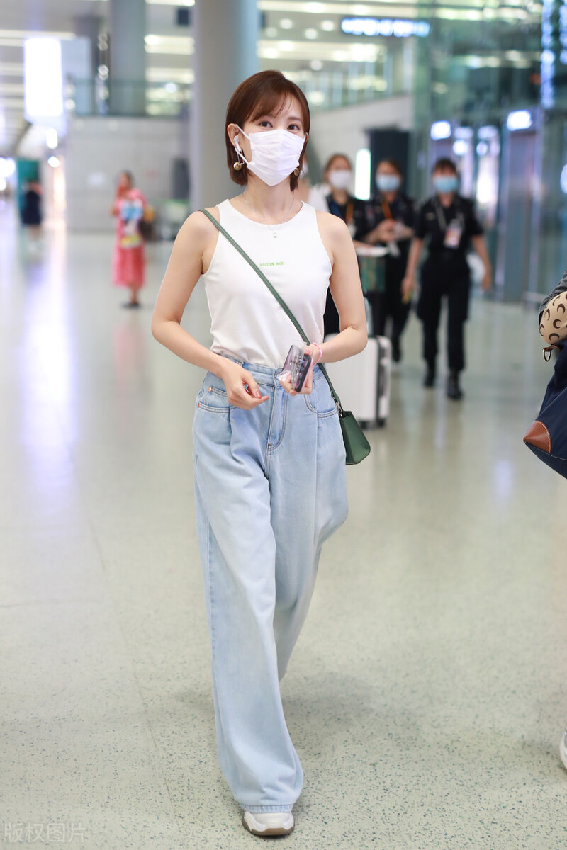 李一桐