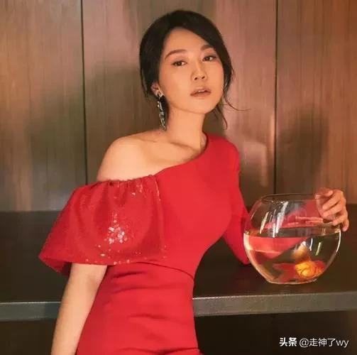 鍅妮