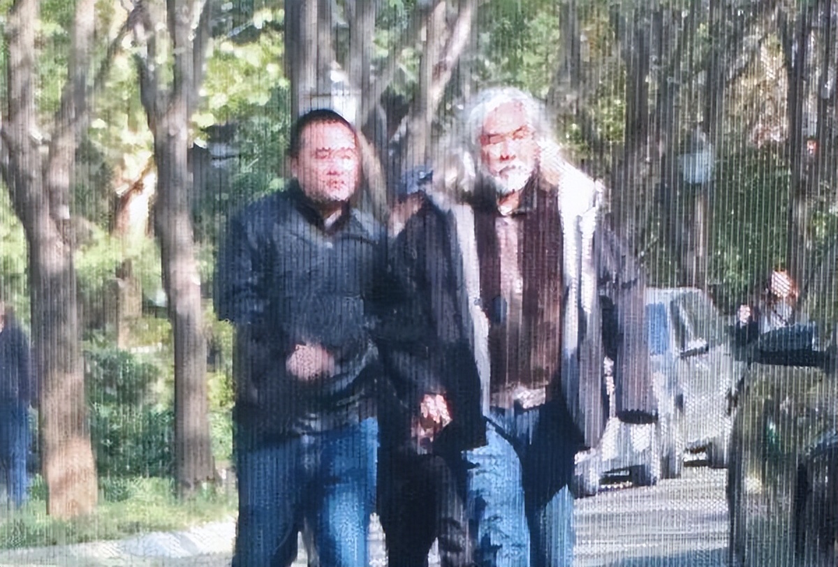 張紀中