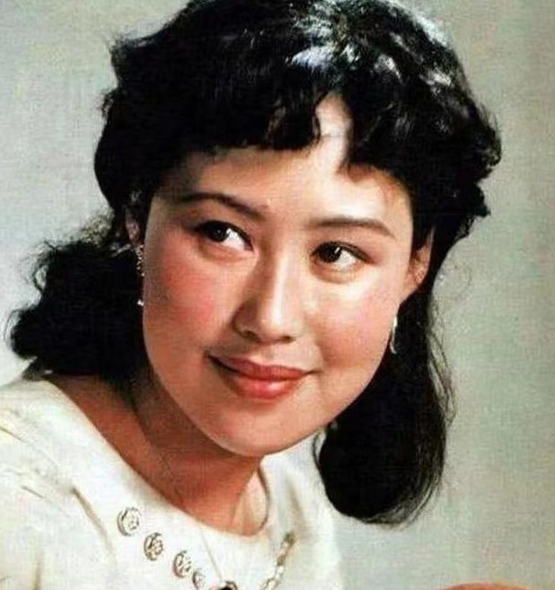 斯琴高娃
