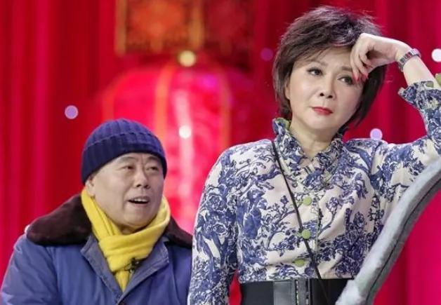 蔡明