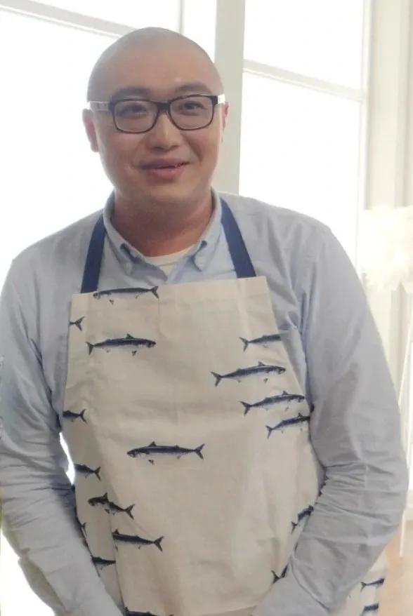 蔡明