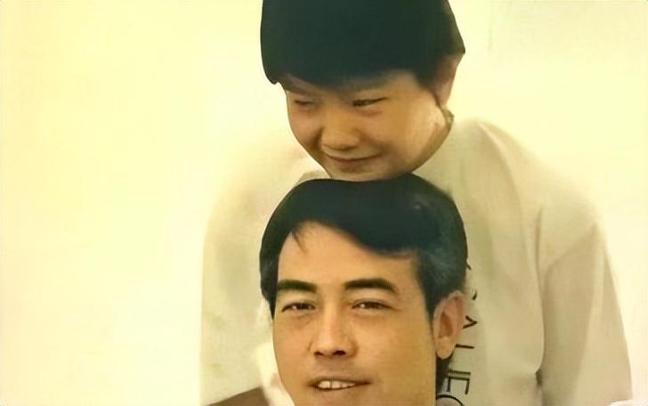 洪晃