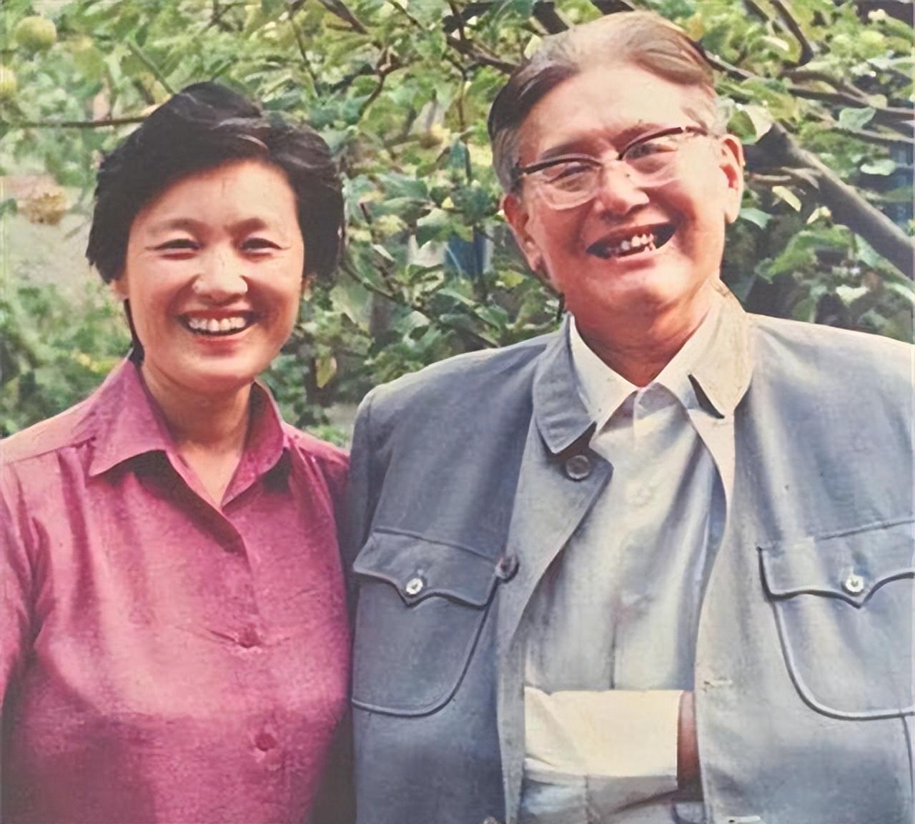 洪晃