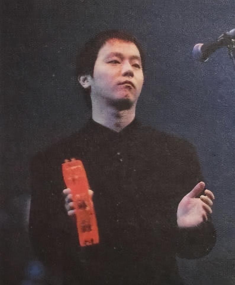 張亞東
