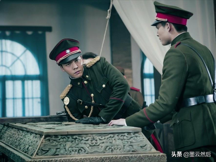 張起靈