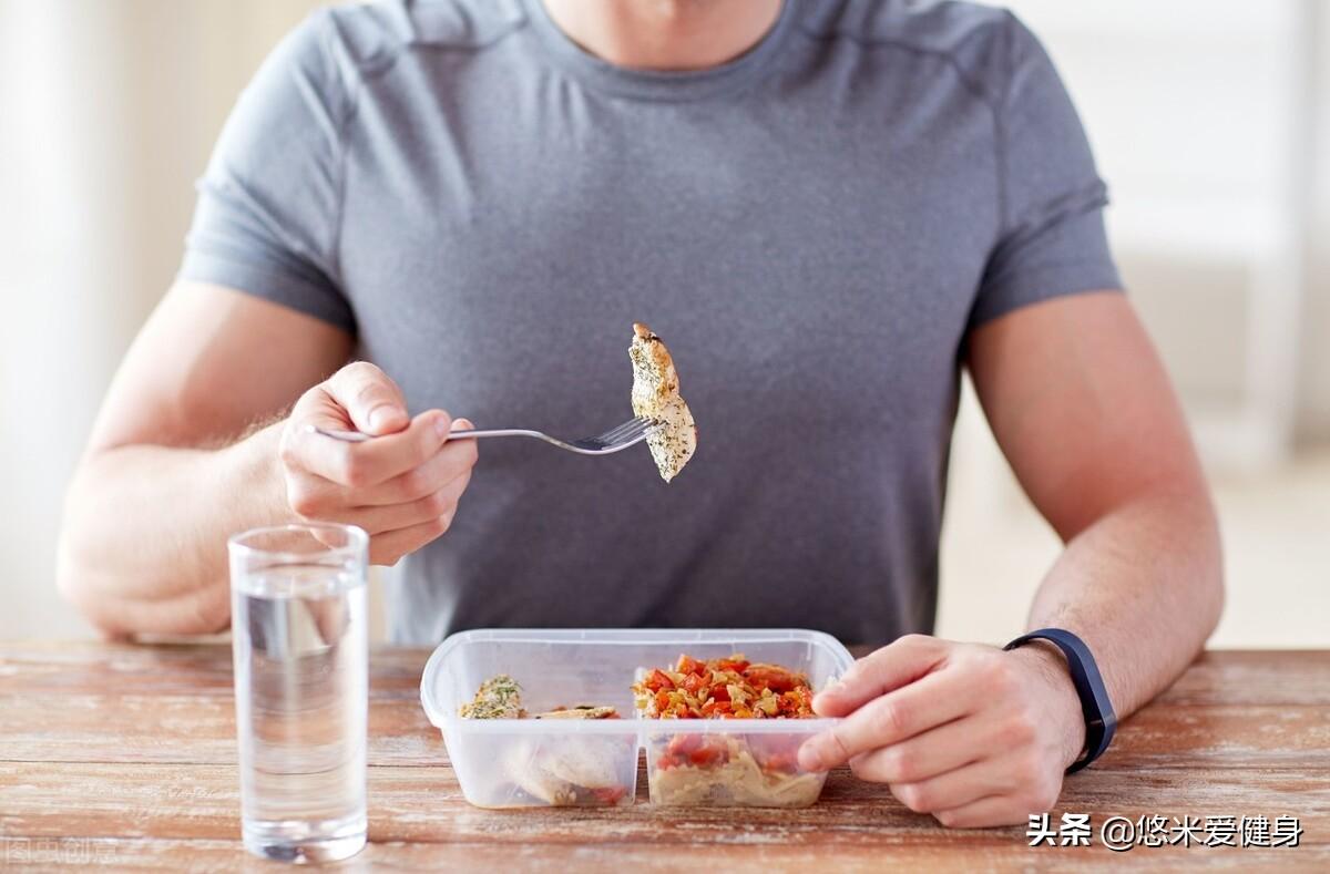 何潤東