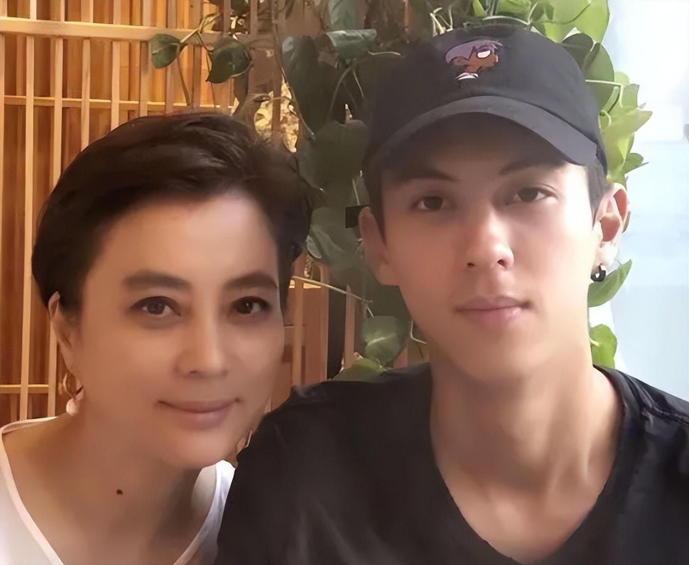 李玲玉