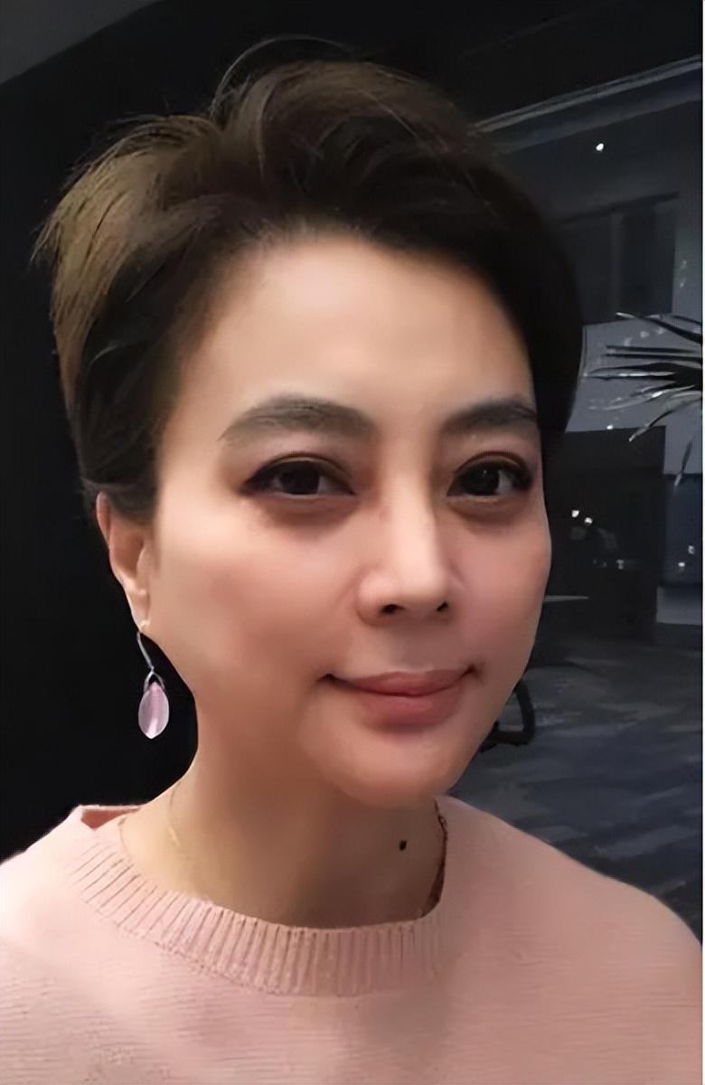 李玲玉