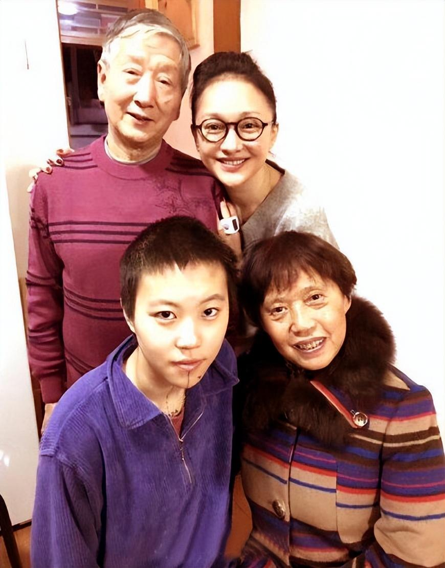 周迅