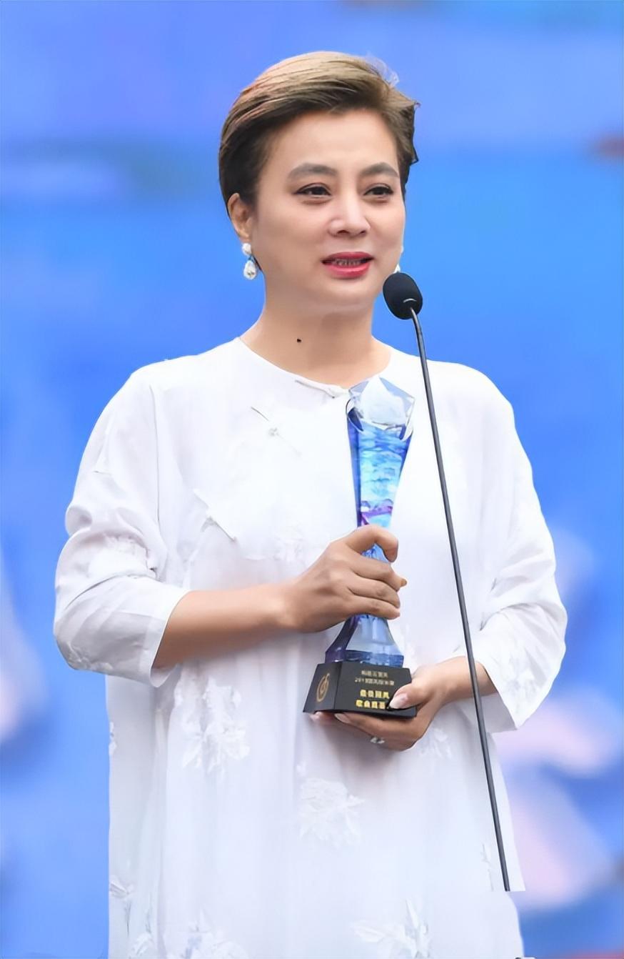 李玲玉