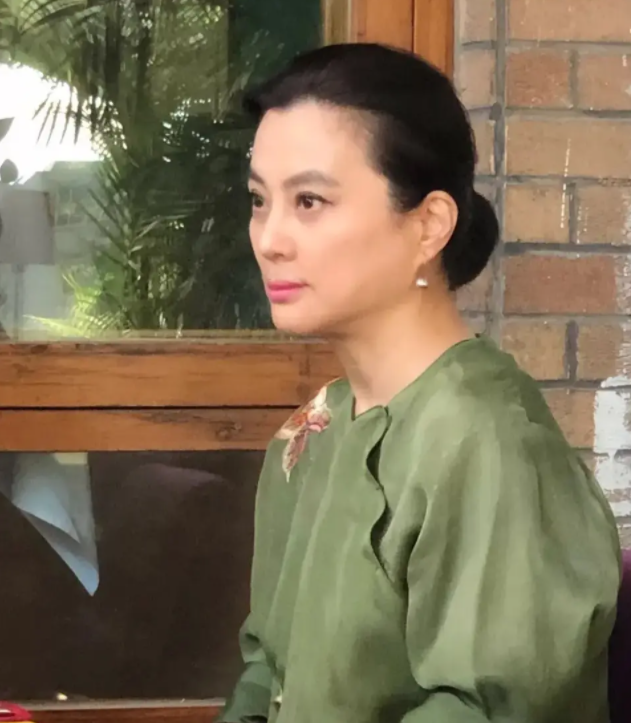 李玲玉