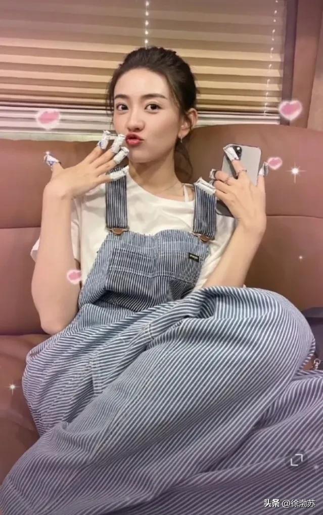 梁潔
