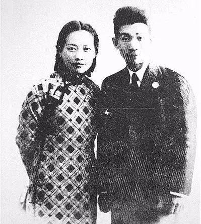 鬱達夫
