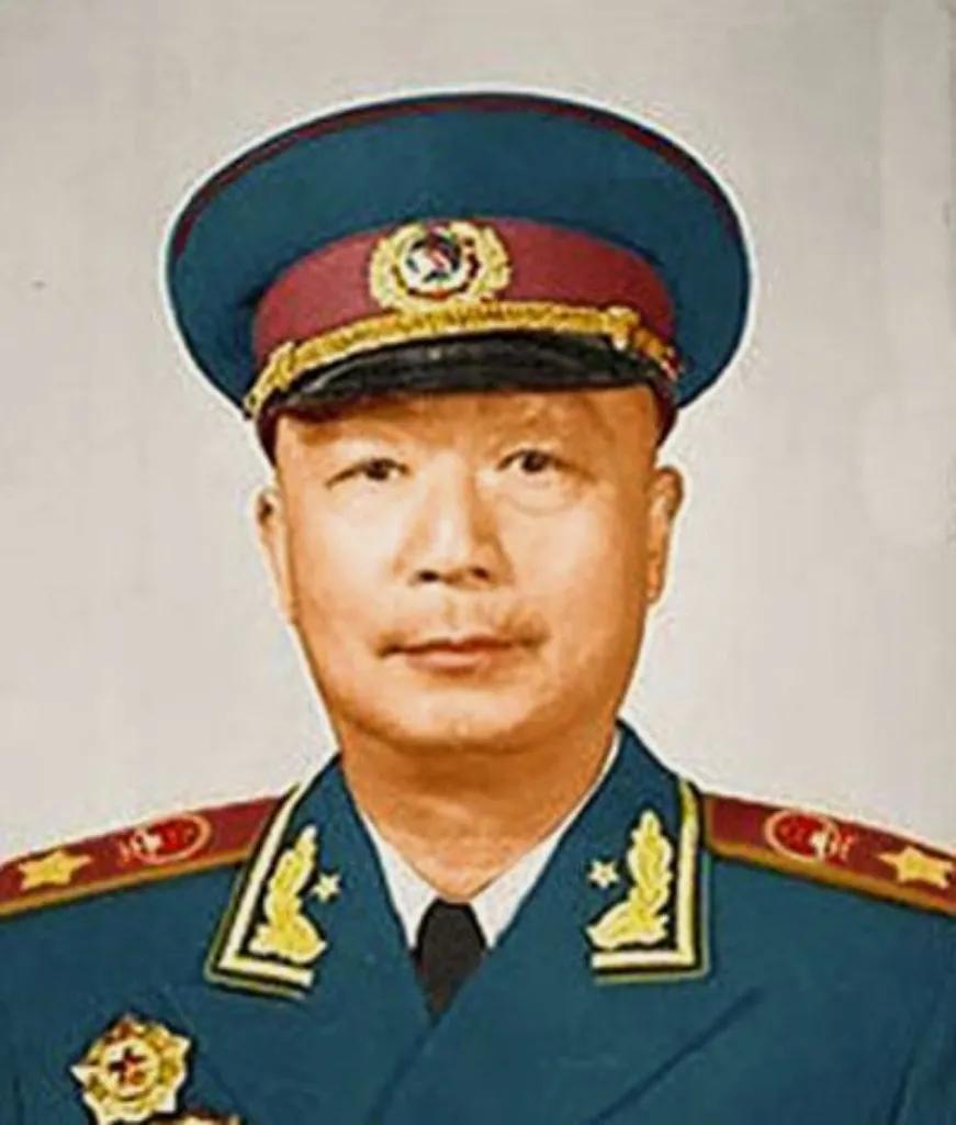 黃旭華