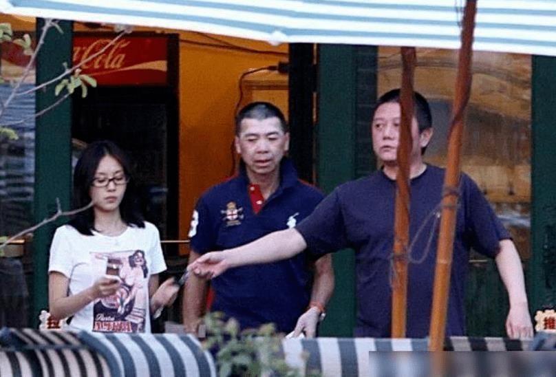 王子文