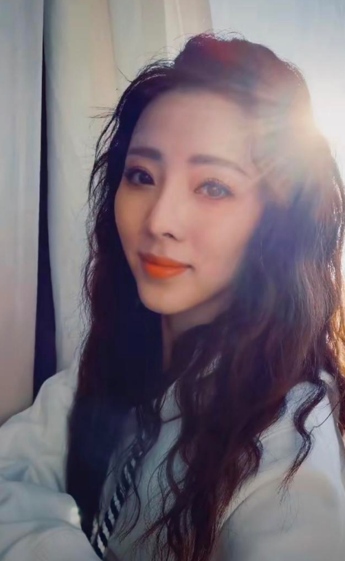 李思思